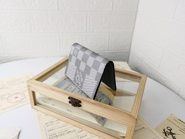 LVコピーウォレット内部構造